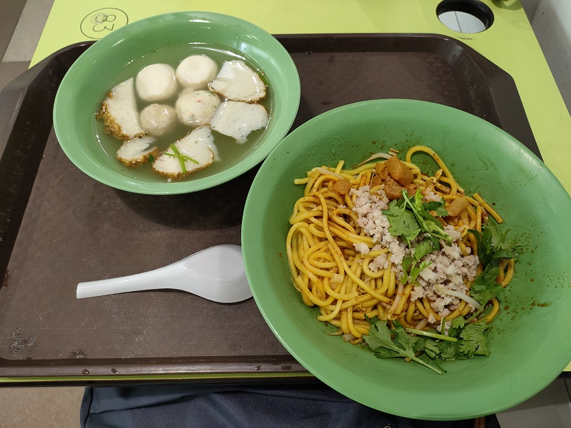 Blue Star Fishball Noodles_フィッシュボールヌードル（ドライ、S$3.5）