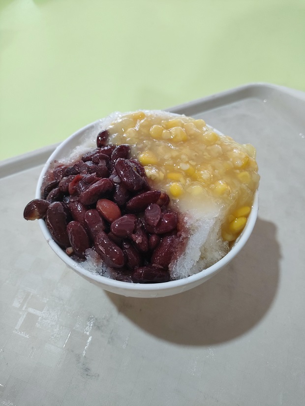 Red bean corn ice(S$2.2)