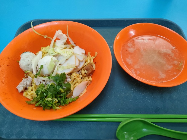 Fishball Minced Meat Noodle(S$3.5)